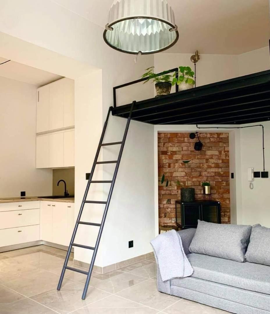 Loft12 *